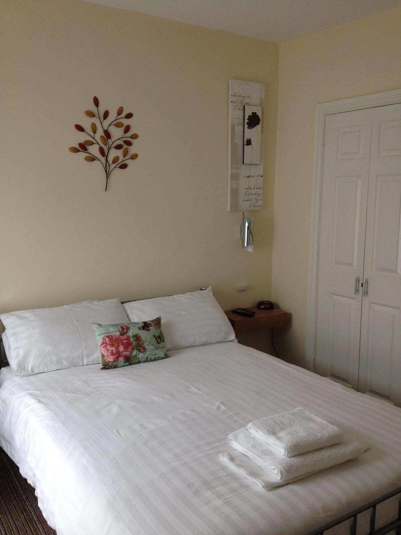 The Guesthouse At 쉡쉬드 외부 사진